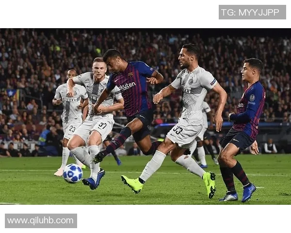 欧冠决赛巴塞罗那对决强敌展现足球巅峰对抗的精彩瞬间